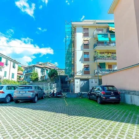 Parcheggio Gratuito Vicino Al Mare Con Giardino Privato E Comfort Esclusivi. Apartment