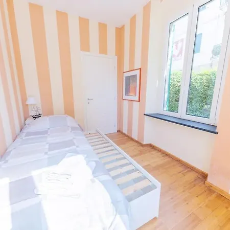 Parcheggio Gratuito Vicino Al Mare Con Giardino Privato E Comfort Esclusivi. Rapallo